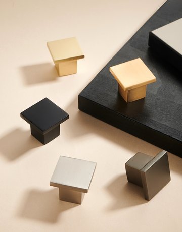 Designer Knobs M3653