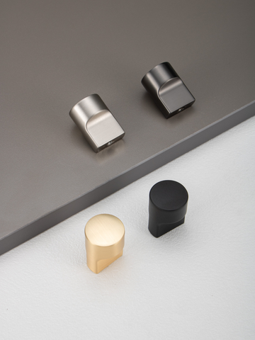Designer Knobs M8082